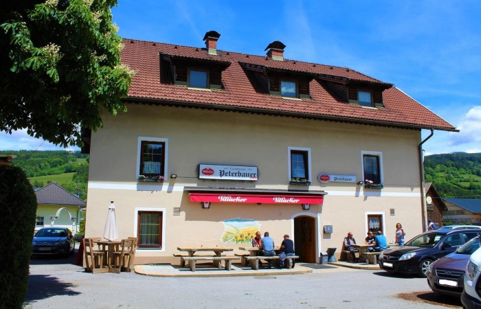 Aussenansicht Gasthaus Peterbauer